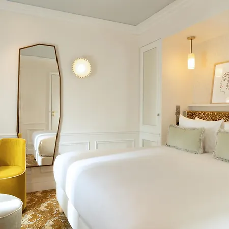Almarine Eiffel & By Malone 4* Paris