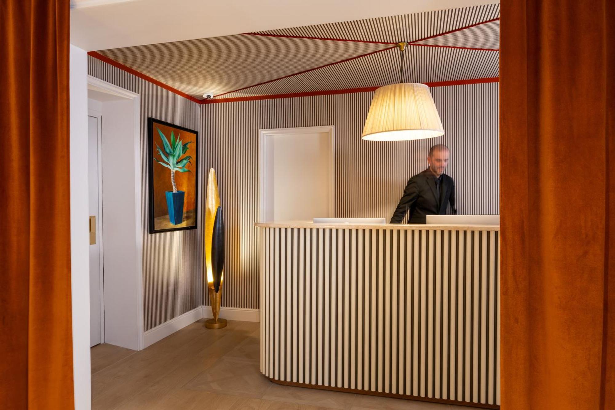 Hotel Almarine Eiffel & By Malone