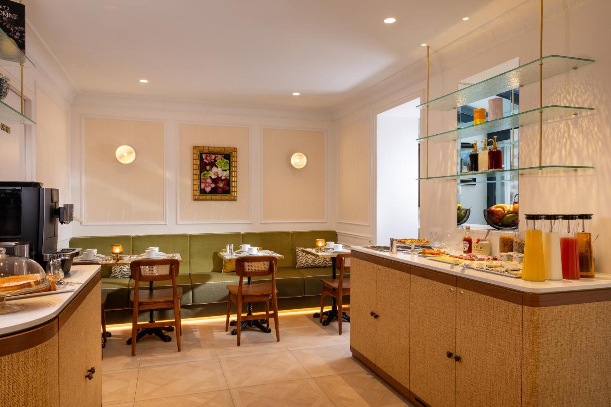 Almarine Eiffel & By Malone Hotel Paris