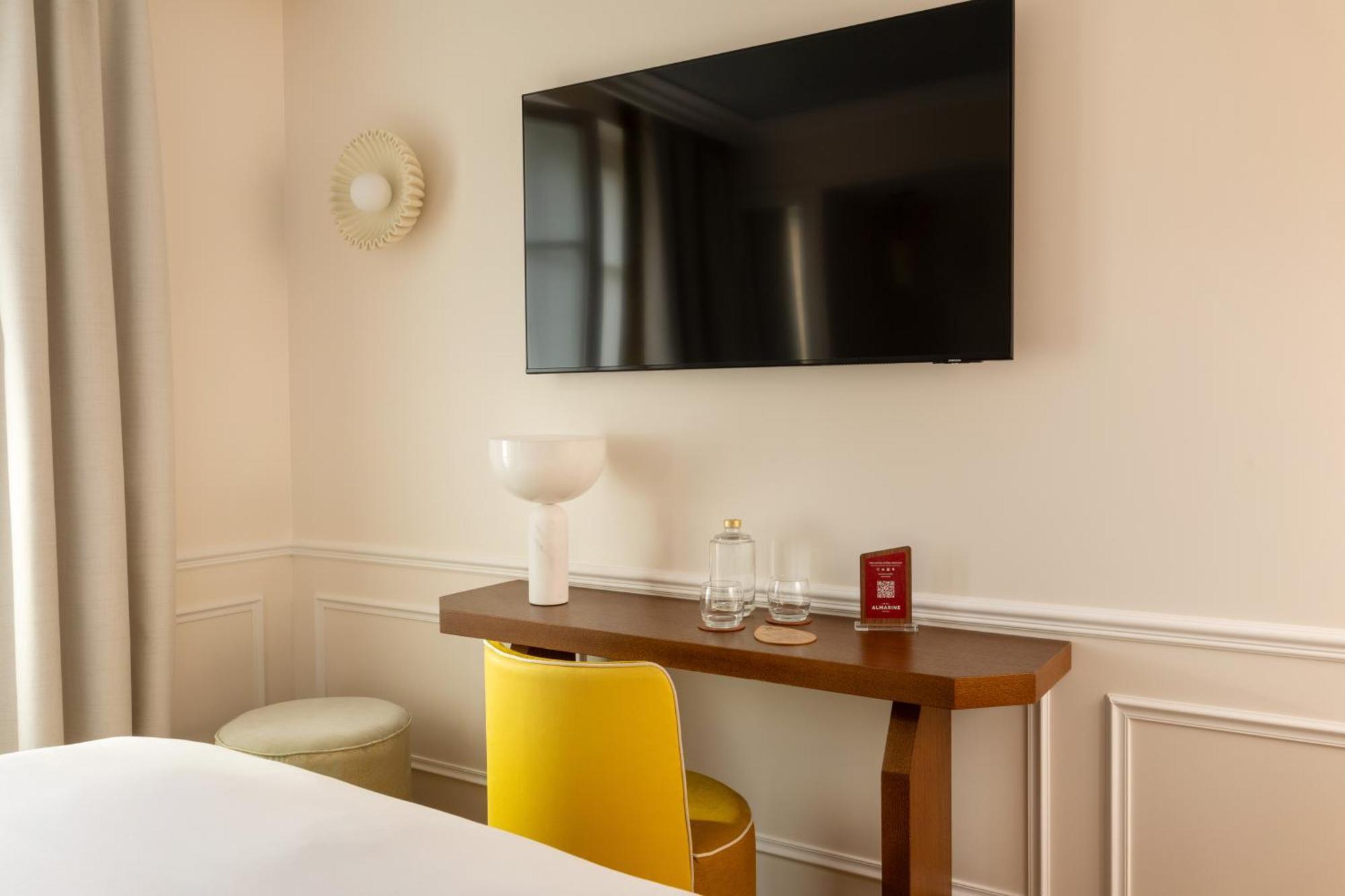 Almarine Eiffel & By Malone Hotel Paris